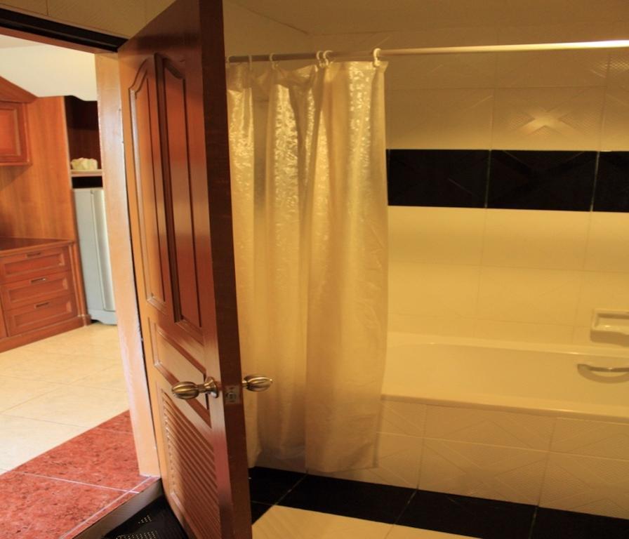 Krabi Andaman Sea Resort Ban Nong Thale Habitación foto